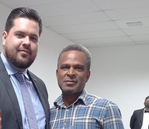 Deputado Jean Oliveira e o novo presidente da Câmara, vereador Aldair Leite